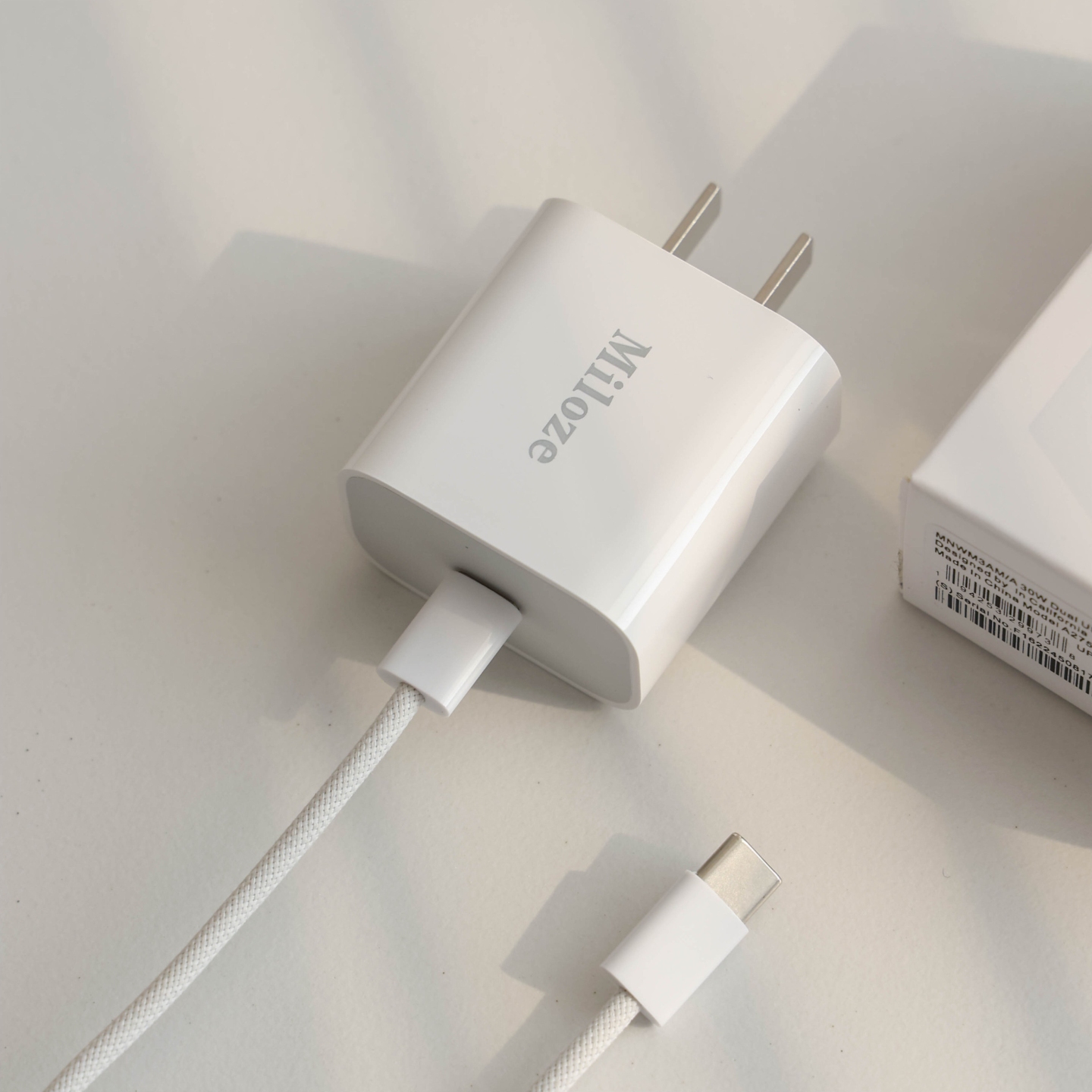 米朗泽PD30W快充头+1米Type-c-Type-c编织线PG-02