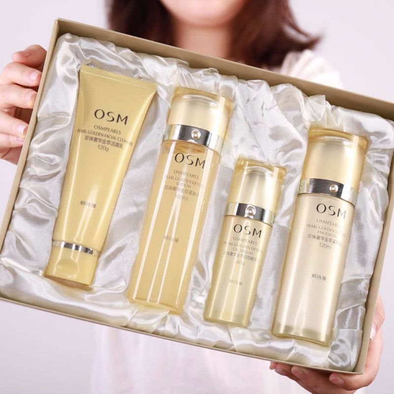 欧诗漫珍珠奢华金萃塑颜紧致礼盒 685